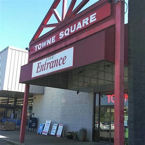 Photos At Towne Square Shopping Mall In Port Orchard