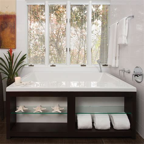 The newest hydrotherapy from mti. MTI Metro 2 Bathtub - Tubs & More Plumbing Showroom