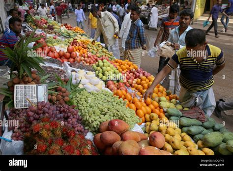 Dhaka Bangladesh Bangladeshi Vendor Sell Fruits On A Street Market In