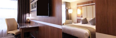 Specifying Hotel Bedroom Furniture And Casegoods Furnotel