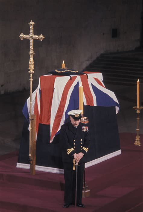 Winston Churchill's History-Making Funeral - History in the Headlines