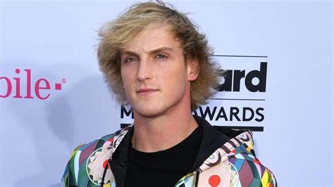 How Much Is Logan Paul Worth In 2021 Celebrities Income