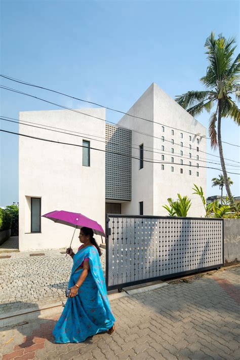 Galería De Maison Kochi Meister Varma Architects 15