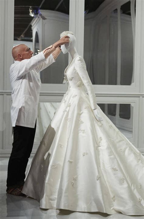 F9f256fa292777cf057c45741b83dbb2 Dior Wedding Dresses Wedding Dress