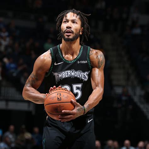 Derrick rose is the only chicago bull player apart from michael jordan to finish in the top 10 in both points and assists and in the same season. Derrick Rose's Ankle Injury Diagnosed as Sprain, Will Be Re-Evaluated Saturday | Bleacher Report ...