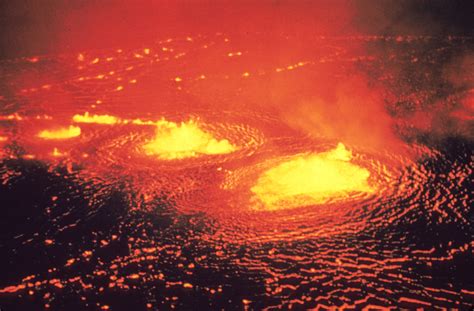 Fileeruption 1954 Kilauea Volcano Wikimedia Commons