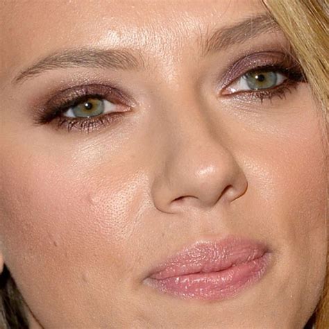 Scarlett Johansson Before And After Purple Eyeshadow Scarlett
