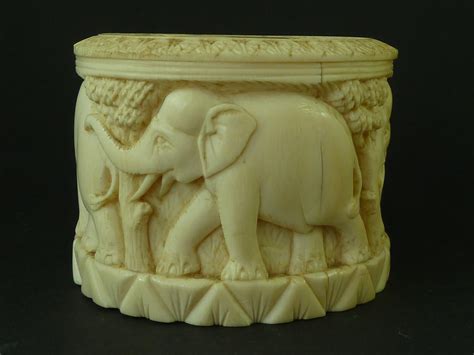 Anglo Indian Carved Ivory Elephant Trinket Box Large 701347