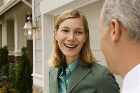 The Right 5 Questions To Ask A Prospective Selling Agent Selling Agent