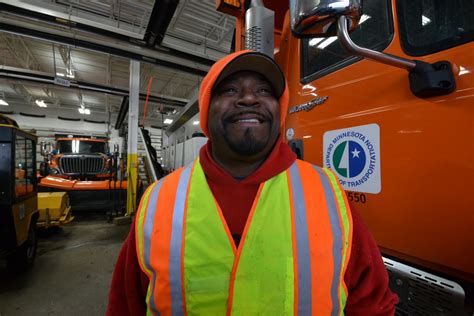 Everyday Heroes Mndot Crews Keep Motorists Safe Workday Minnesota