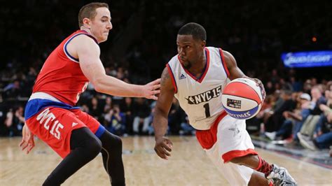 Kevin Hart Steals The Show At Nba All Star Celebrity Game Abc News