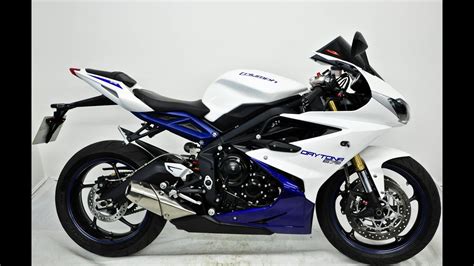 Triumph Daytona 675 2013 Whiteblue Youtube