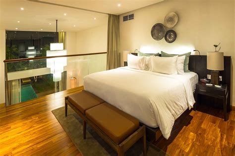 This 1 bedroom villa boasts a private pool and gorgeous tropical garden, ideal. Luxury Villas Seminyak | 1 Bedroom Loft Villas | hu'u ...
