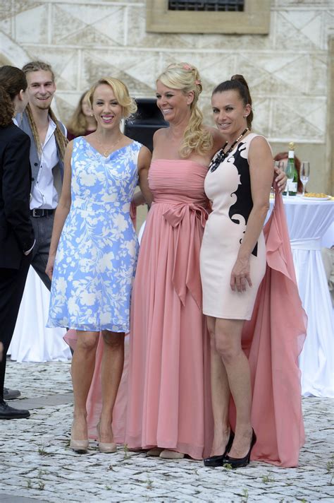 Petra hrebícková was born on september 20, 1979 in hodonín, czechoslovakia. GALERIE: Herečka Petra Hřebíčková: Má dva kluky! | FOTO 1 ...