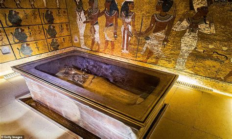 Hidden Chambers Found At The 3400 Year Old Tomb Of Tutankhamun Big