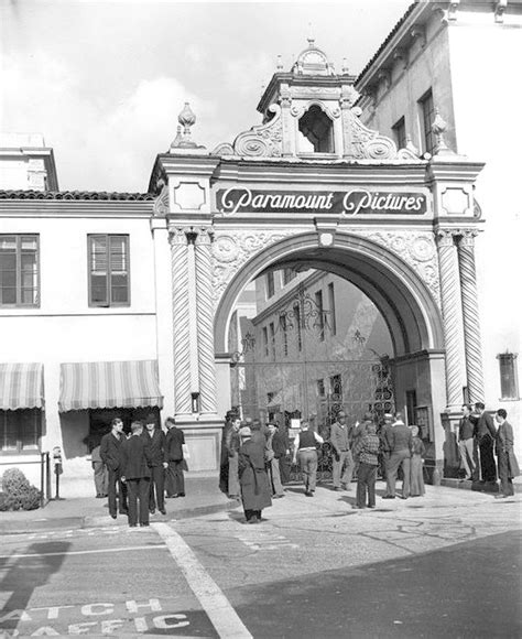 Today, paramount studios is the acknowledged as the longest operating major hollywood studio in the area. Hopeful extras lingering outside the Paramount Studios front gate, 1939