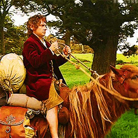 Martin Freeman Bilbo Baggins Gif Find On Gifer