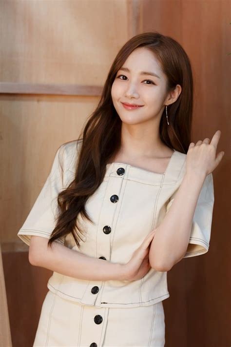 Park min young is a popular south korean actress. Park Min Young denies dating rumors in her post-drama ...