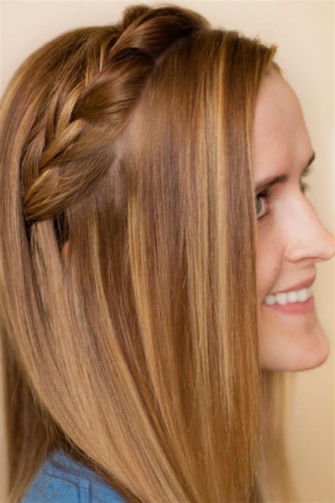 5 Work Hairstyles You Can Do In 3 Simple Steps