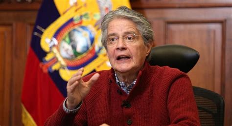 Presidente Do Equador é Submetido Com Sucesso A Cirurgia Nos Eua Folha Pe