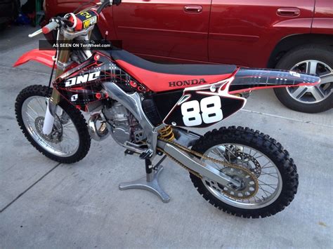 That's when soichiro honda opened up a tiny shop in los angeles. 2004 Honda Cr250 Dirt Bike Cr250r