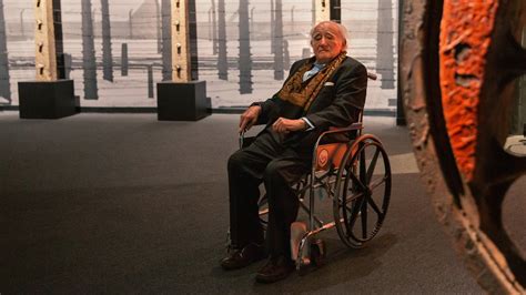 At Auschwitz Exhibition A Witness To A History He Can Never Forget The New York Times