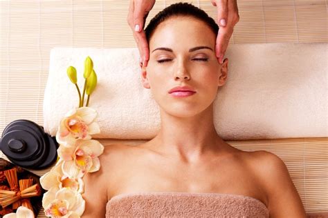 Indian Head Massage And Mani Or Pedi Derby Wowcher Head Massage Mini Body Massager Natural