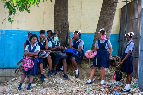 Haití Reinició Curso Escolar Pese A Profunda Crisis Política Y Sanitaria
