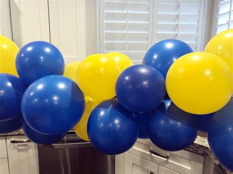 Creating A Balloon Bannergarland — Inspired2party