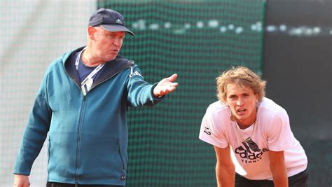Official tennis player profile of alexander zverev sr on the atp tour. ATP Hamburg: Alexander Zverev - "Wir halten immer zusammen ...