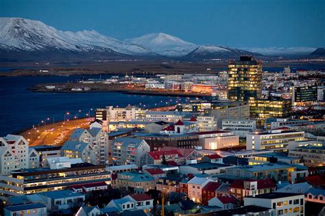 The Lights And Nights Of Reykjavik The New York Times