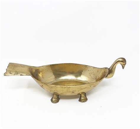 Brass Swan Oval Decorative Dish In 2020 Decorative Dish Brass Decor