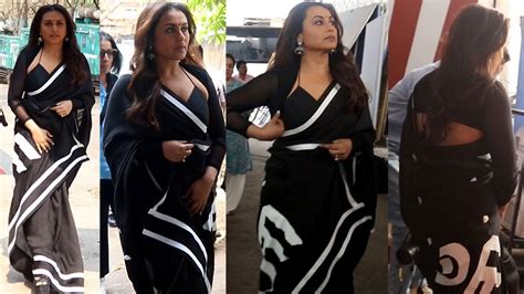 Oops😱 Rani Mukherjee Adjusting Her Blouse And Look Uncomfortable In Public Set Of Indian Idol