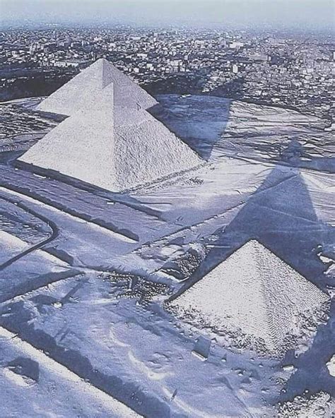 Snow On Pyramids For The First Time In 114 Years Egypt Pyramids