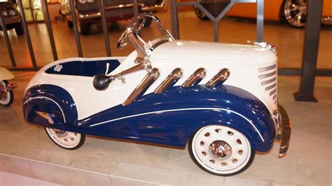70 Vintage Pedal Cars Lead To Record Sale Of Automobilia Collectibles