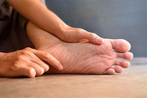 Know About Causes And Natural Treatments For Burning Feet Healthwire
