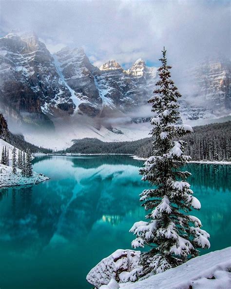 Winter In Moraine Lake Canada Mostbeautiful Beautiful Landscapes