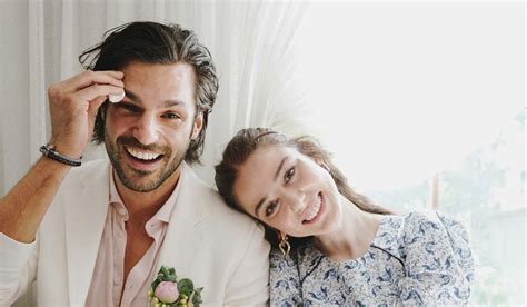 serkan Çayoğlu and Özge gürel officially engaged summer wedding in italy