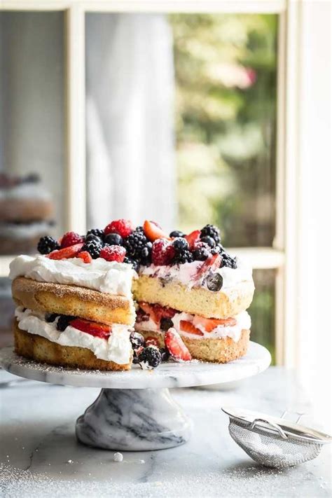 Pour over the berries and sprinkle with the brown sugar. Mixed Berry and Cream Sponge Cake | Recipe | Dessert recipes