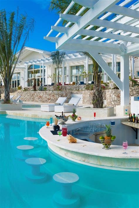 Pinterest Izzyswiftie Dream House Mansions Luxury Pools Luxury