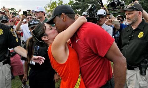 I'm not sure if his wife knew, but i'm not sure how she couldn't know. Everything you need to know about Tiger Woods' girlfriend ...