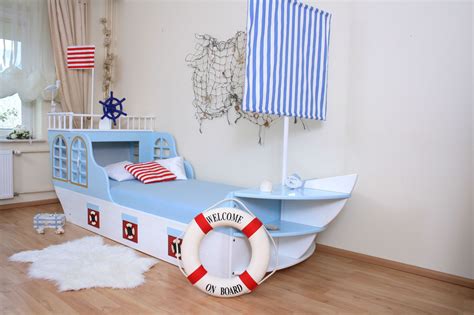 Neben einem gemütlichen schlafplatz wird das bett im kinderzimmer häufig auch als spielstätte, dem ganz. Kinderbetten