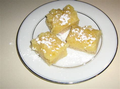 Want to drink like the barefoot contessa? Lemon Bars By : Barefoot Contessa ( Ina Garten ) Recipe ...