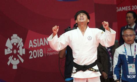 Jun 23, 2021 · 柔道楊勇緯首度叩關奧運，瞄準金牌全力備戰。(傳動數位整合行銷提供) 國際柔道總會(ijf)今天(23日)凌晨公布東京奧運資格，我國23歲柔道好手楊勇緯順利取得參賽門票，對於即將踏上奧運殿堂，楊勇緯保持一貫心態，直說「會平常心看待」。 《361°看亞運》八強落敗淚水沒白流 楊勇緯記取教訓 復活賽後奪柔道銅牌 - WOWSight