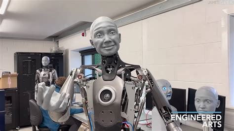 Ameca Le Robot Qui Affiche Des Expressions Humaines Très Réalistes