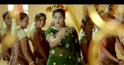 Actress Rare Collections Kavya Madhavan Rare Clear Navel Show In