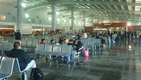 Aeropuerto De Toluca Debe Ser Prioritario La Jornada Estado De México