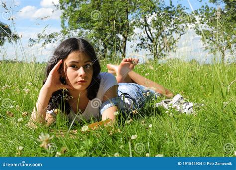 Portrait Of A Girl Lying In The Six Month Tissue Hoodoo Wallpaper