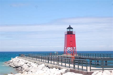Petoskey tatil evine 27 km uzaklıktadır. 14 Northwest Michigan Breweries You Should Check Out For ...