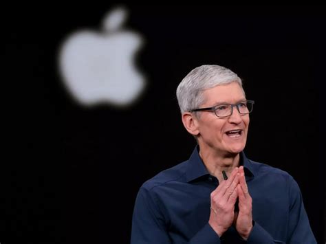 Apple Ceo Tim Cook Added His Pronouns To His Twitter Bio Business